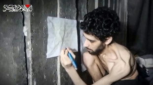 "Er muss gerettet werden": Bruder von israelischer Geisel wendet sich an Weltöffentlichkeit