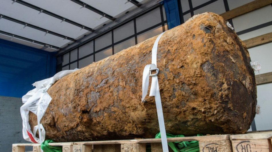 Weltkriegsbombe in K&ouml;ln entsch&auml;rft - etwa 2300 Menschen betroffen