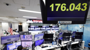 Borsa: chiusura record in Asia, si allentano tensioni su dazi