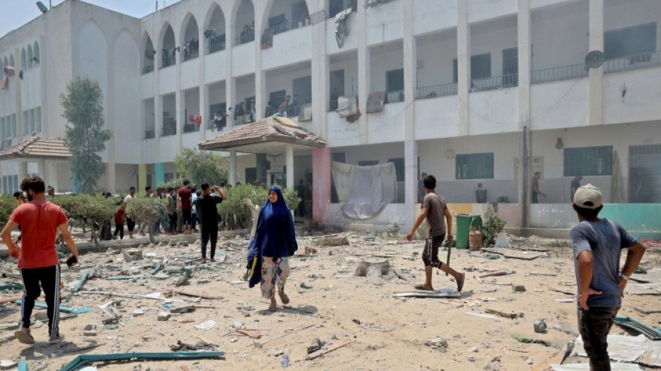 Al menos 30 muertos en un bombardeo israel&iacute; contra una escuela en Gaza, seg&uacute;n Ham&aacute;s