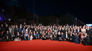 Cortellesi, Marchioni, Gerini sul red carpet contro i tagli