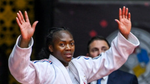 JO-2024: R&ecirc;ve d'or envol&eacute; pour Agb&eacute;gn&eacute;nou, les &eacute;p&eacute;istes assur&eacute;es d'une m&eacute;daille