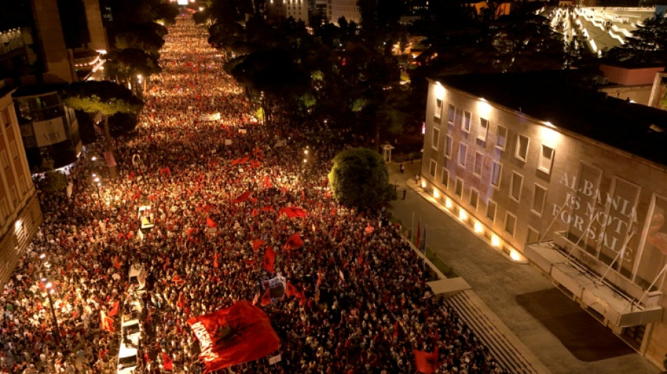 Crecen protestas en Albania contra proyecto hotelero ligado a Trump