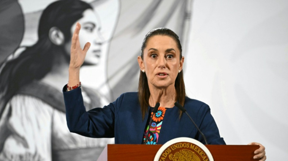 Sheinbaum acusa a oposici&oacute;n y grupos violentos por choques en protesta en Ciudad de M&eacute;xico