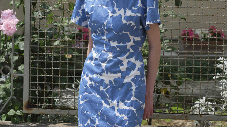 La Femminilit&agrave; di Mant&ugrave; espressa da fiori e petali