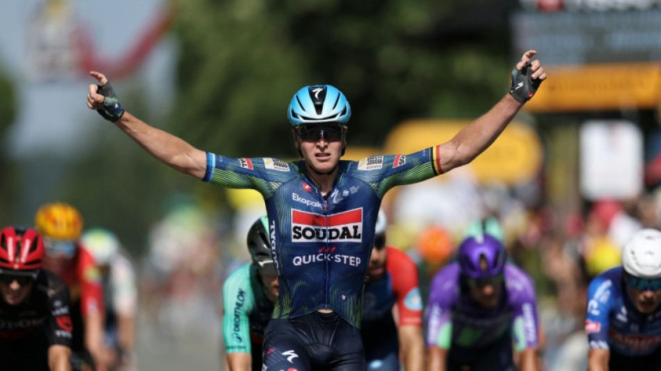 Merlier wins eighth stage of the Tour de France in bunch sprint