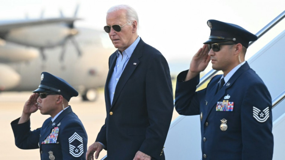 Biden vuelve a la campa&ntilde;a bajo una creciente presi&oacute;n